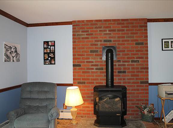 5th image of 25 Briarwood Ln