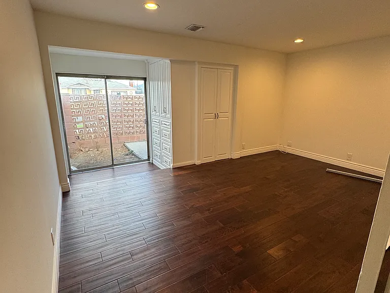 9287 Kewen Ave — Photo 6