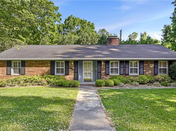 4147 Greenmead Rd, Winston Salem, NC 27106