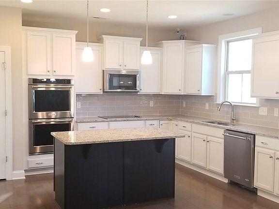 3rd image of 1824 Iron Mill Dr