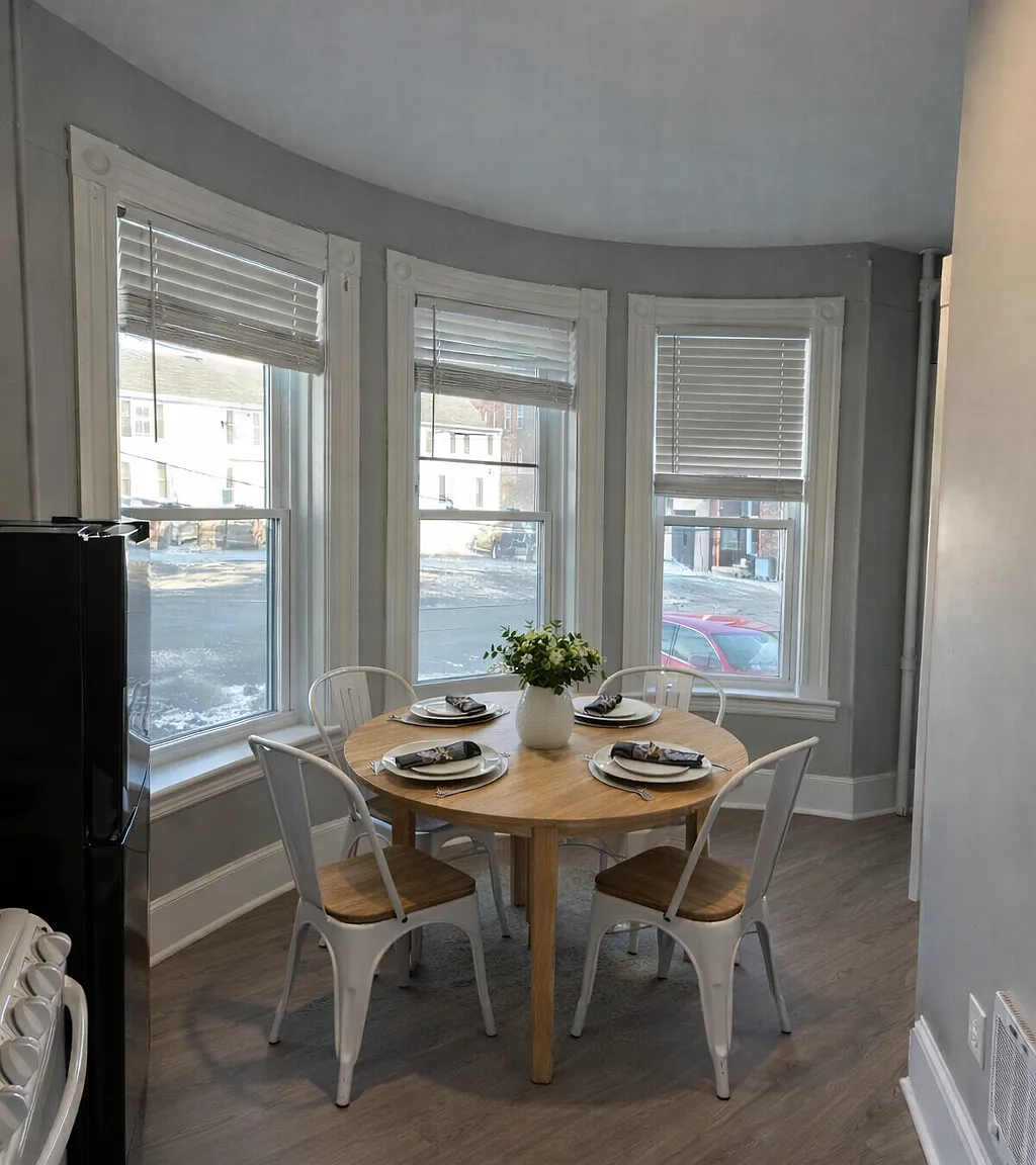 4 North State Street — Photo 3