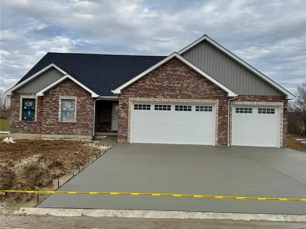 306 Waverly Ct, Washington, MO 63090