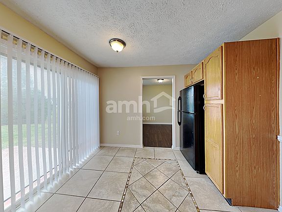 4th image of 11147 Winterwood Dr