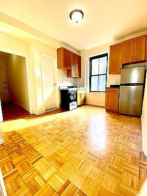 1st image of 539 E 78th St APT 6i