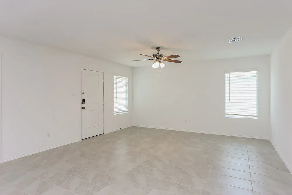 3 bed, 2.0 bath, 1440 sqft, $1,680 — Photo 4