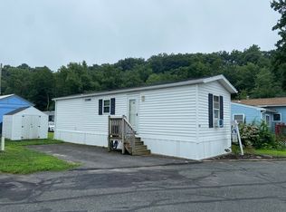 93 Grochmal Ave #102, Indian Orchard, MA 01151