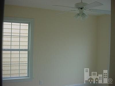 4th image of 809 N Topsail Drive #D