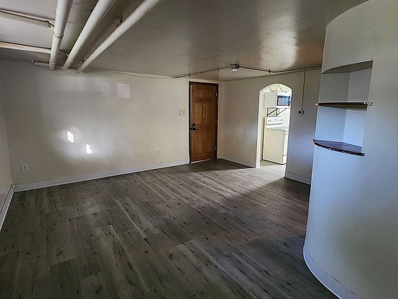 4th image of 2602 4th Ave