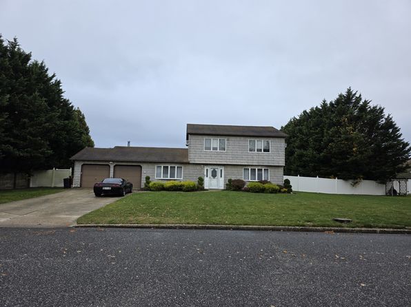 (undisclosed Address)