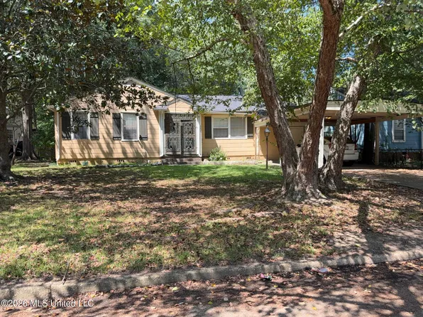 4805 Maplewood Dr, Jackson, MS 39206