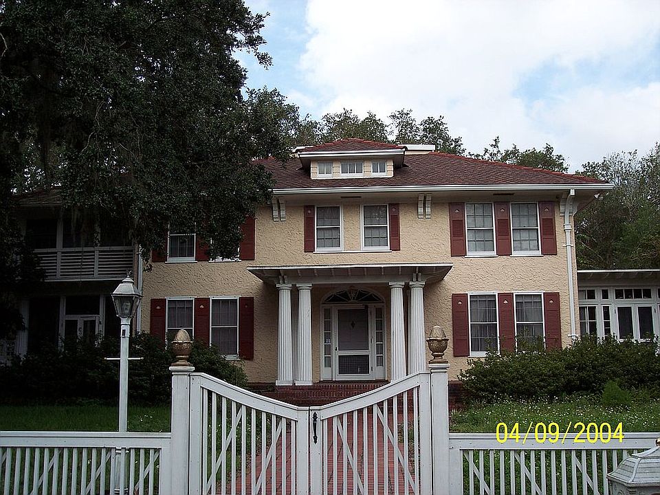 Older Photo, needs TLC
