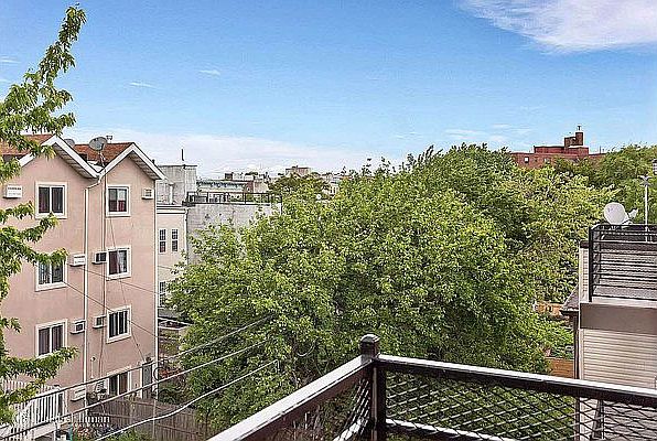 1st image of 199 Chauncey St APT 2R
