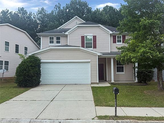 4th image of 2734 Jordan Ln