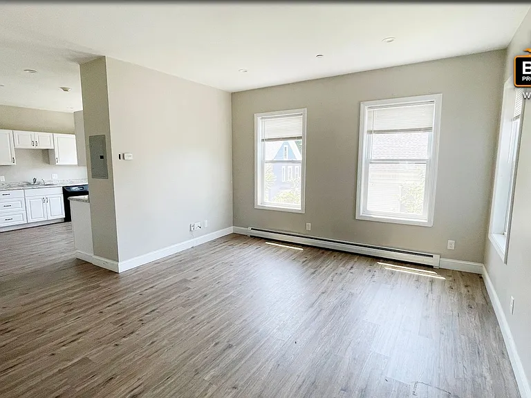 46 Myrtle Ave — Photo 14