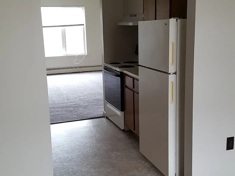 505 Towne Centre Dr #101 — Photo 14