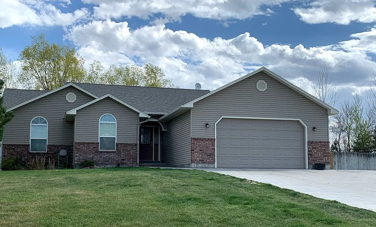4 Bed, 3 Bath Countryside Home For Rent with in Idaho Falls Near Roberts by Real Property Management — Photo 1