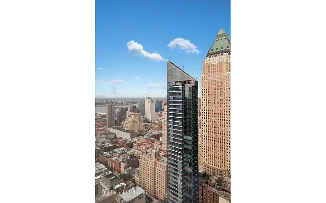 Sold by Douglas Elliman | media 10