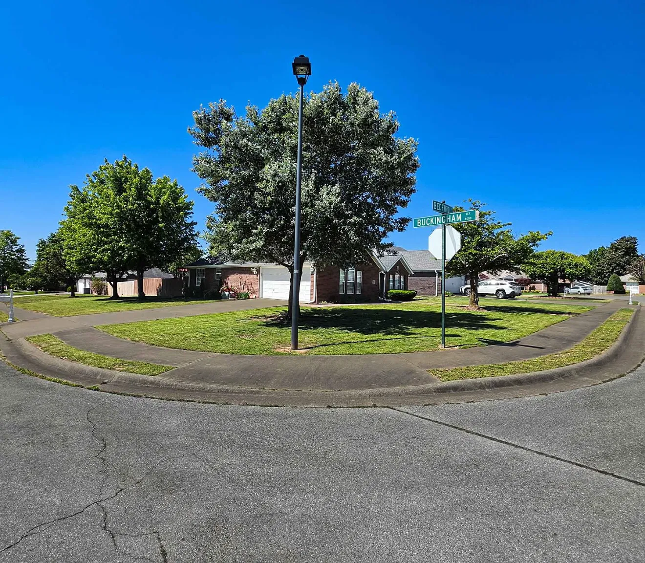 3 bed, 1669 sqft, $2,200 — Photo 4