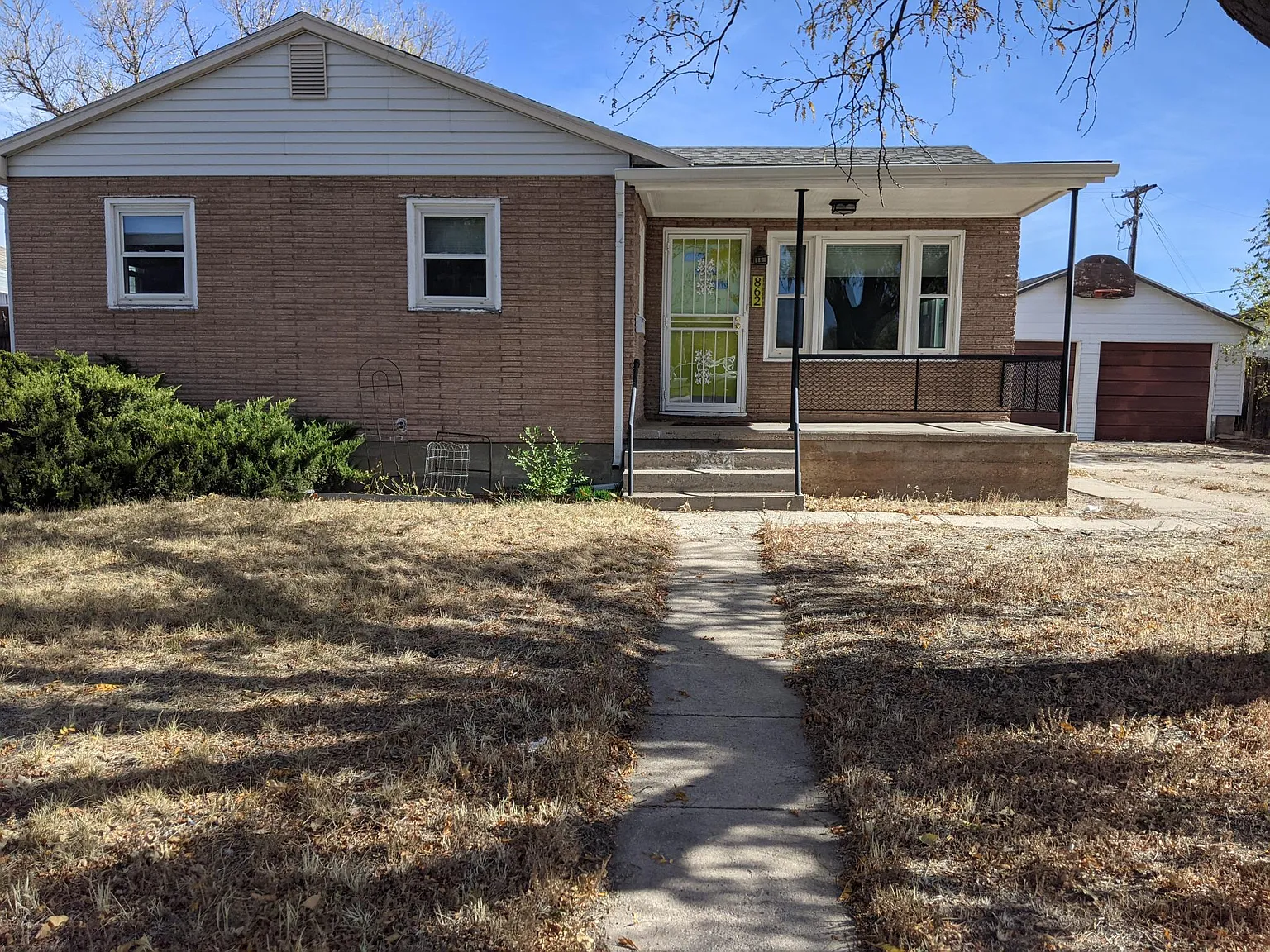 4 bed, 2.5 bath, 2000 sqft, $2,500 — Photo 1