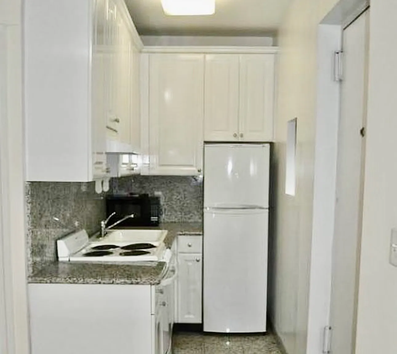 105 West 55th Street — Photo 2