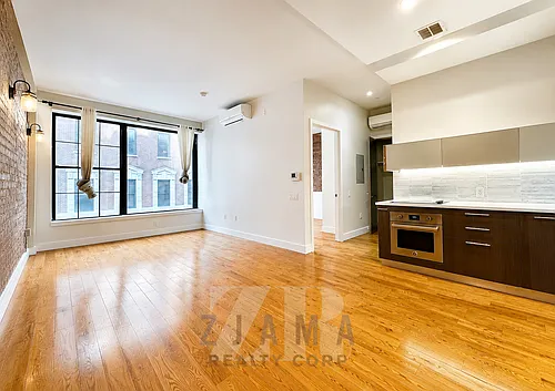 72 Willoughby St #3C Photo 1