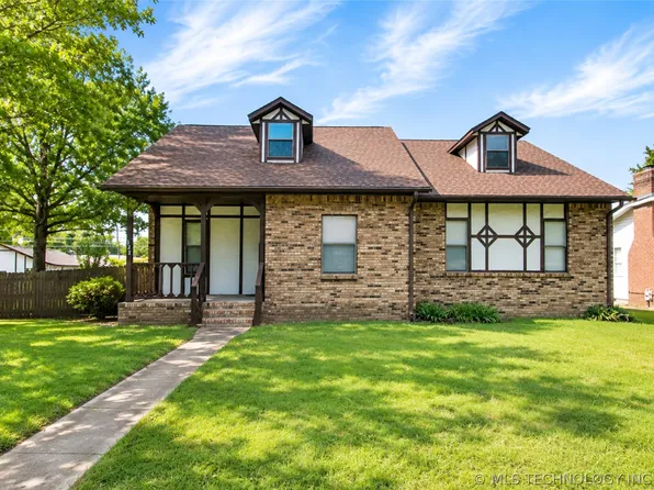 322 E Young St, Morris, OK 74445