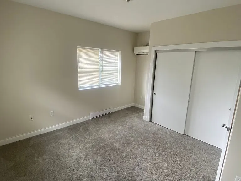 1733 N Meridian St — Photo 8