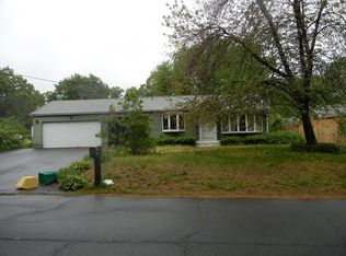 31 Ridge Rd, South Hadley, MA 01075