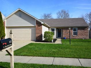 102 E Flat Rock Dr, Westfield, IN 46074