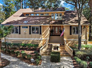 6 Loomis Ferry Rd, Hilton Head Island, SC 29928