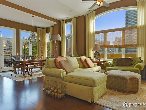 Living Room/Dining Room