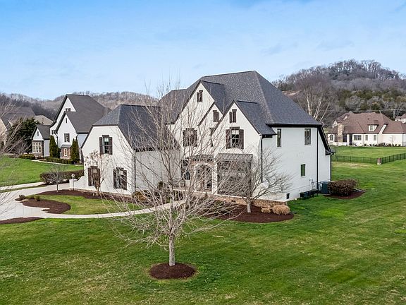 2nd image of 5020 Buds Farm Ln