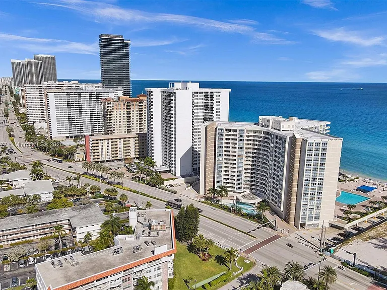 3180 S Ocean Dr #1504 — Photo 43