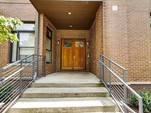 3rd image of 1706 18th Ave S #312