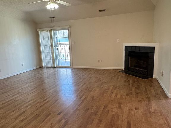 3rd image of 2007 Heritage Ln