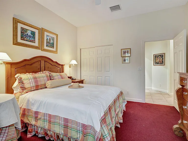 8671 Falcon Green Dr — Photo 14