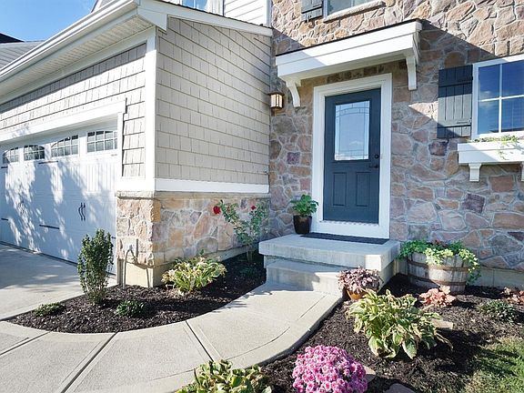 2nd image of 4935 Parkside Dr