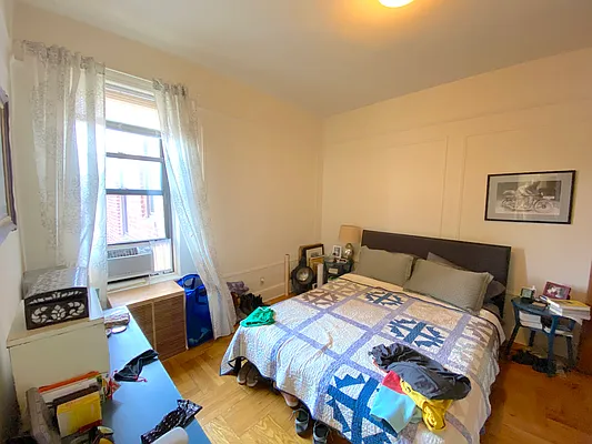 Rented by Dwell Residential Inc | media 19