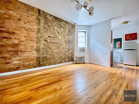 5th image of 43 Clinton St APT 1C