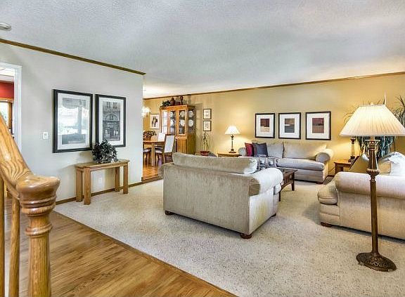 3rd image of 3196 Picadilly Dr
