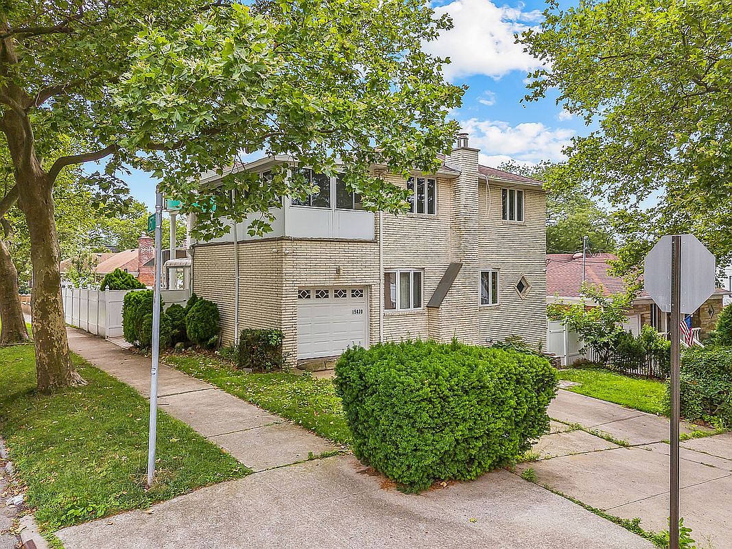154-70 11th Ave #1, Whitestone, NY 11357 | MLS #S1780254