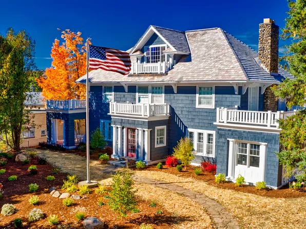 2315 Saranac Ave, Lake Placid, NY 12946