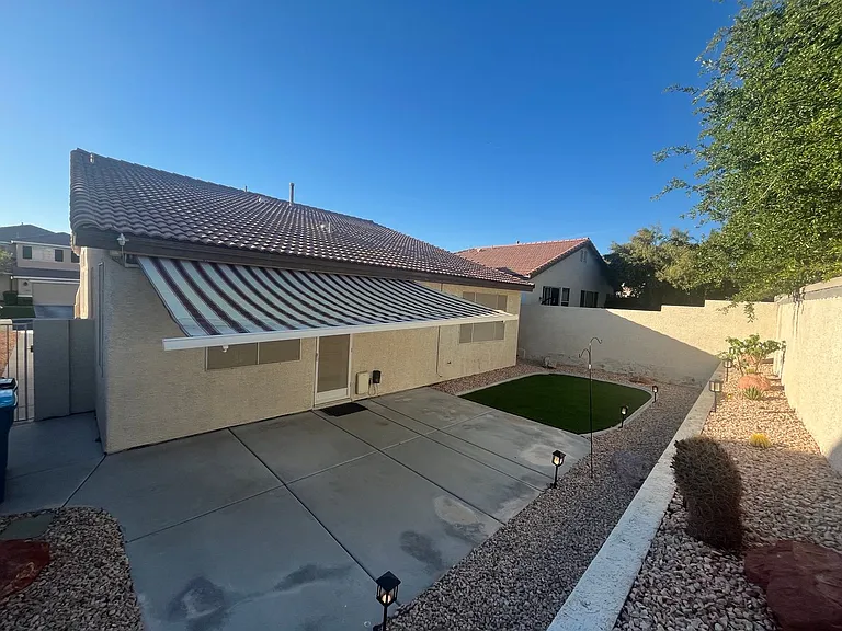 3437 Sun Rhythm St — Photo 44
