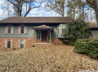 42 Holiday Hills Dr, Helena, AR 72342