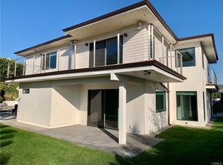 7811 Electra Dr, Los Angeles, CA 90046