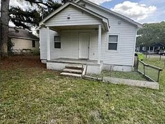 4th image of 313 Wilson Ave