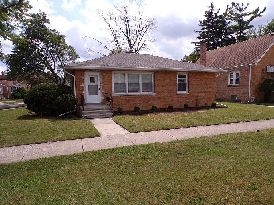 1st image of 8201 W Forest Preserve Ave