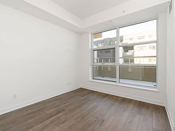2nd image of 1787 Saint Clair Ave W #606
