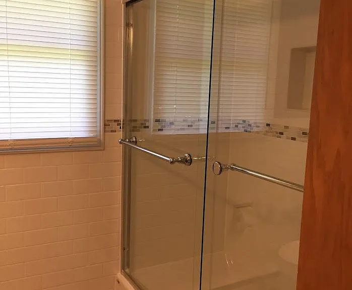 1024 W Lorain St — Photo 15