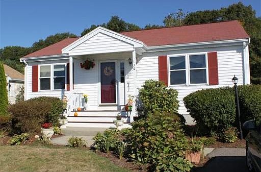 1st image of 136 Crystal Water Dr